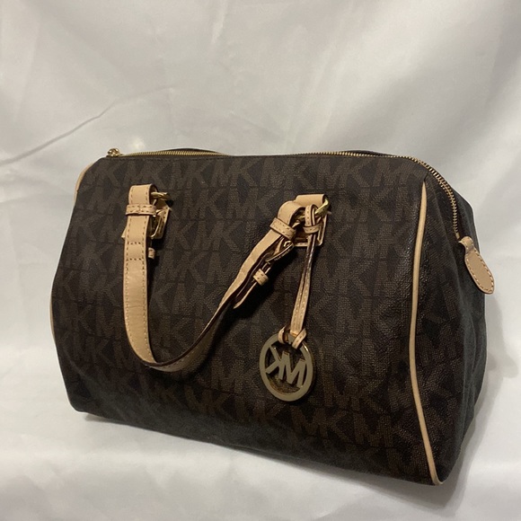 brown and tan michael kors bag - Picture 4 of 8